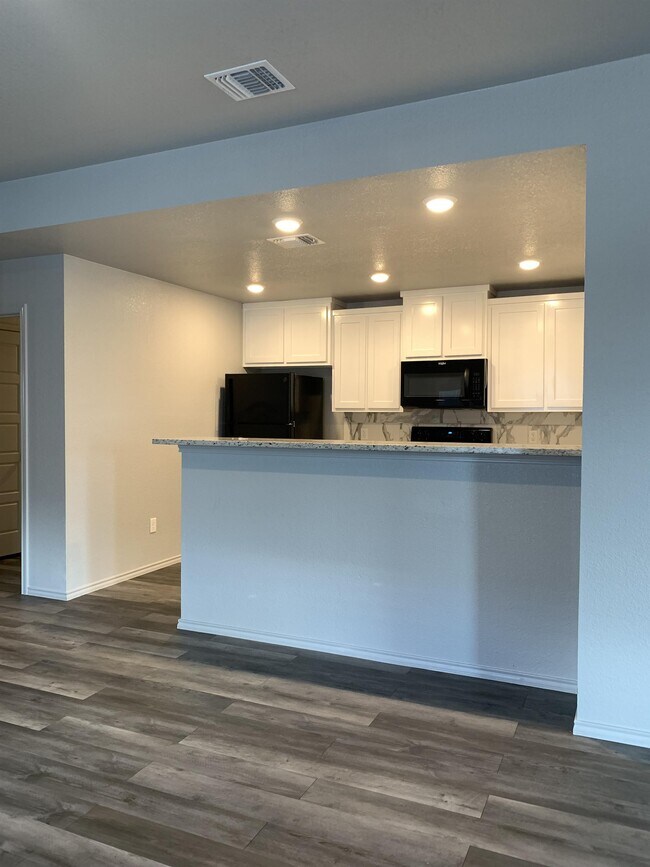 Foto del edificio - 7519 Guffey Ln