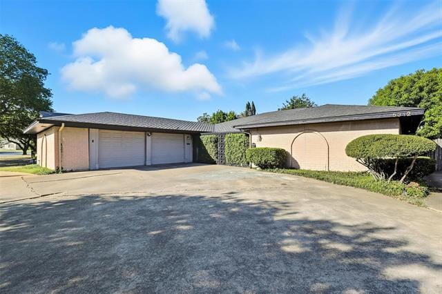 Building Photo - 5314 South Dr