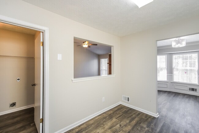 Foto del edificio - Fantastic 3bd/2ba home! Let yourself in!