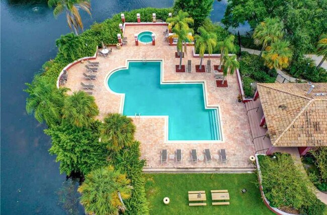 Foto del edificio - 10263 Gandy Blvd N