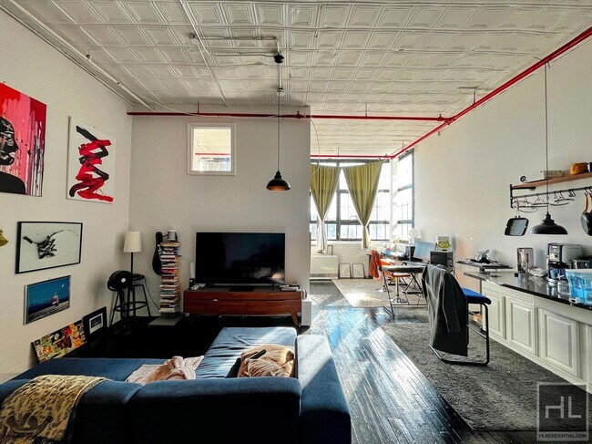 Foto del edificio - 248 McKibbin St