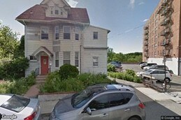Building Photo - 32 Bronxville Rd