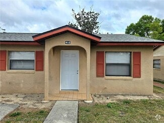 Building Photo - 412 Las Palmas Cir
