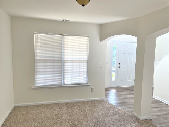 Building Photo - 2058 Twilight Ln