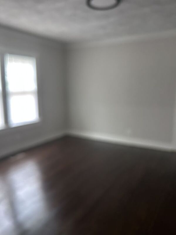 Foto del edificio - 450 Valley Rd