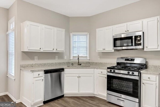 Foto del edificio - 680 Watson Cove