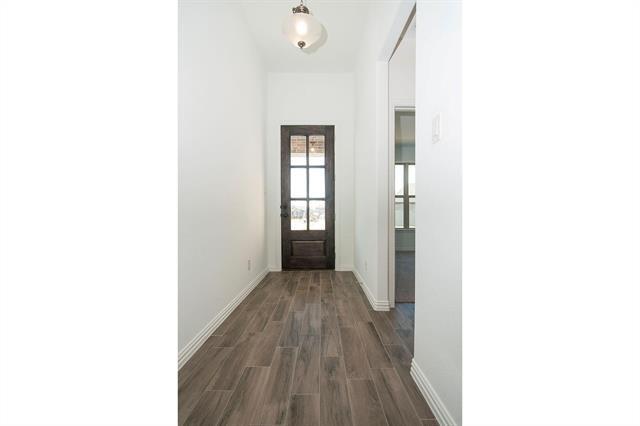 Building Photo - 816 Trailside Ln