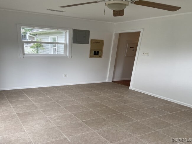 Foto del edificio - 6467 Lakevista Dr
