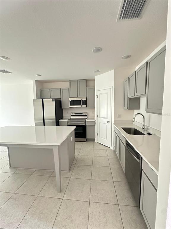 Building Photo - 32132 Eastern Redbud Br