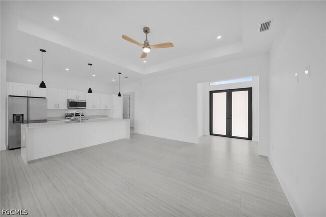 Foto del edificio - 3423 NE 13th Ave