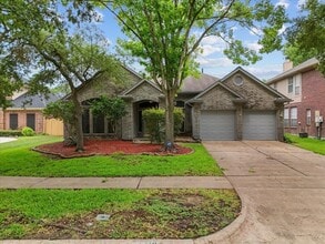 Building Photo - 110 Crimson Bay Dr