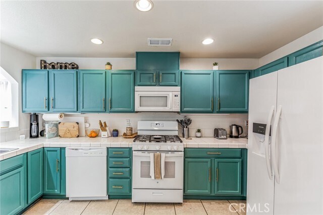 Building Photo - 68107 Cll Las Tiendas