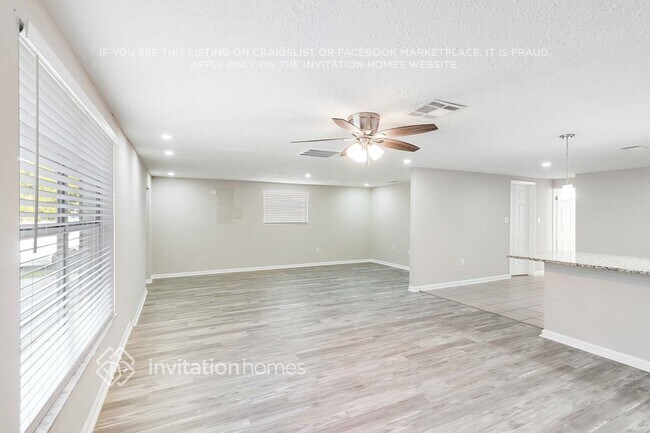 Foto del edificio - 6837 Greenwich Ave