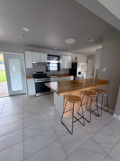 Cocina - 7118 Melpomene Dr