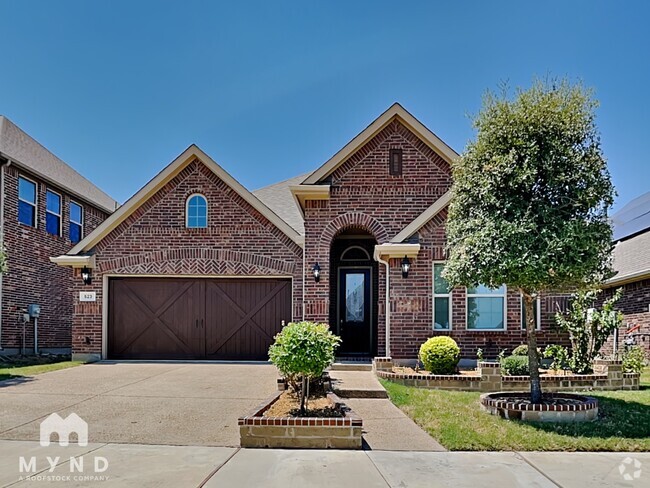 Building Photo - 523 Pineview Dr