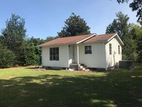 Building Photo - 1668 Arrowhead Rd