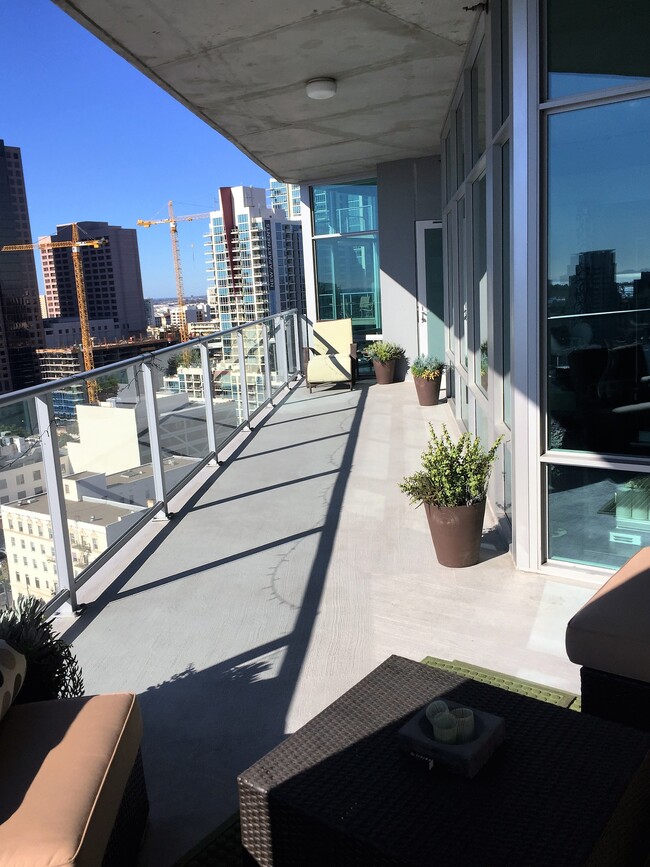 Foto del edificio - 1080 Park Blvd