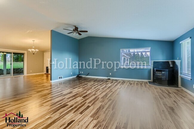 Foto del edificio - Breath-Taking Single-Home with Gorgeous Vi...