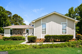 Building Photo - 1893 Lullwater Cir