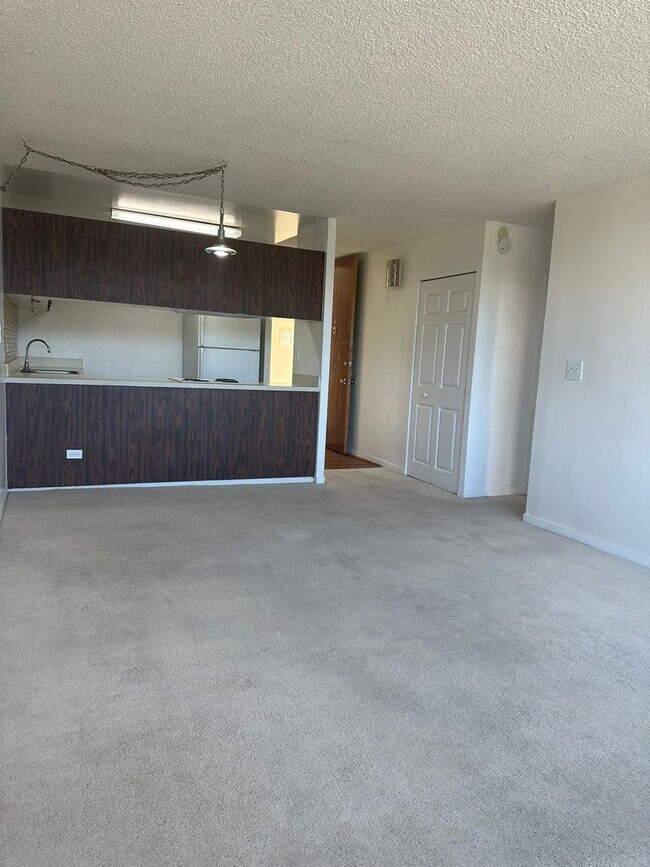 Building Photo - 5210 Likini St