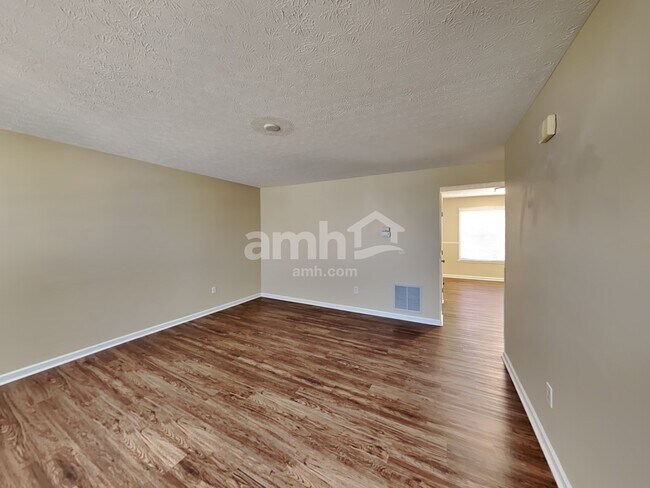 Building Photo - 45 Fieldcrest Drive