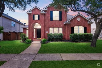 Building Photo - 3805 Red Oak Trail