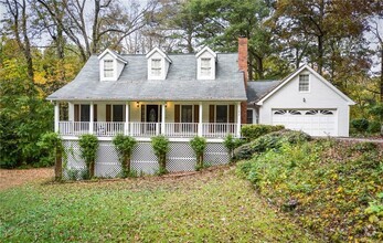 Building Photo - 1812 Lake Lucerne Dr SW