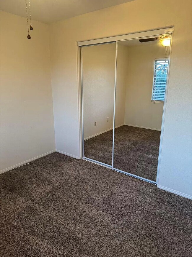 Foto del edificio - 10210 Southridge Dr