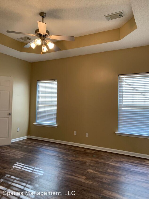 Foto del edificio - 3 br, 2 bath House - 9802 Moonlight Dr