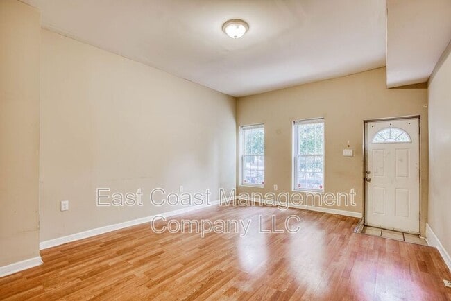 Foto del edificio - 402 E Lorraine Ave