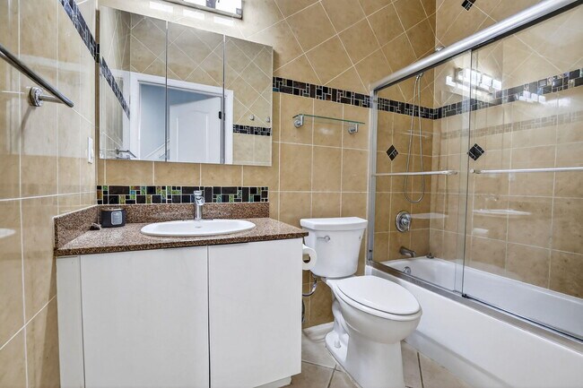 Foto del edificio - 8657 Blaze Ct