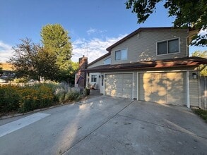 Building Photo - 3491 W Forsythia Dr