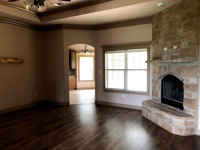 Foto del edificio - Beautiful home available 7/17/2024!