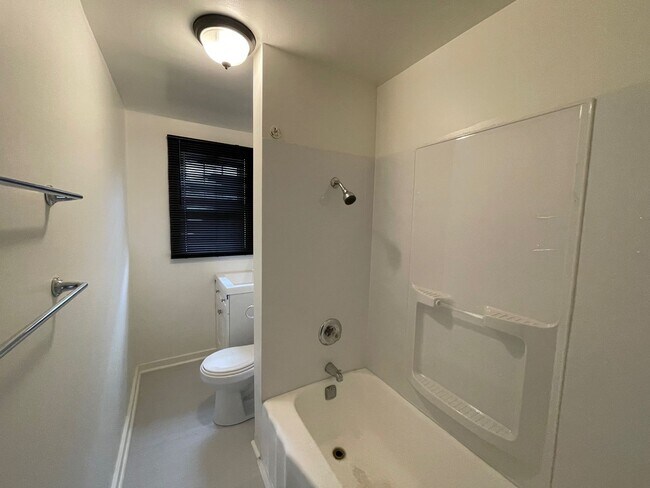 Foto del edificio - 5116 N 32nd St