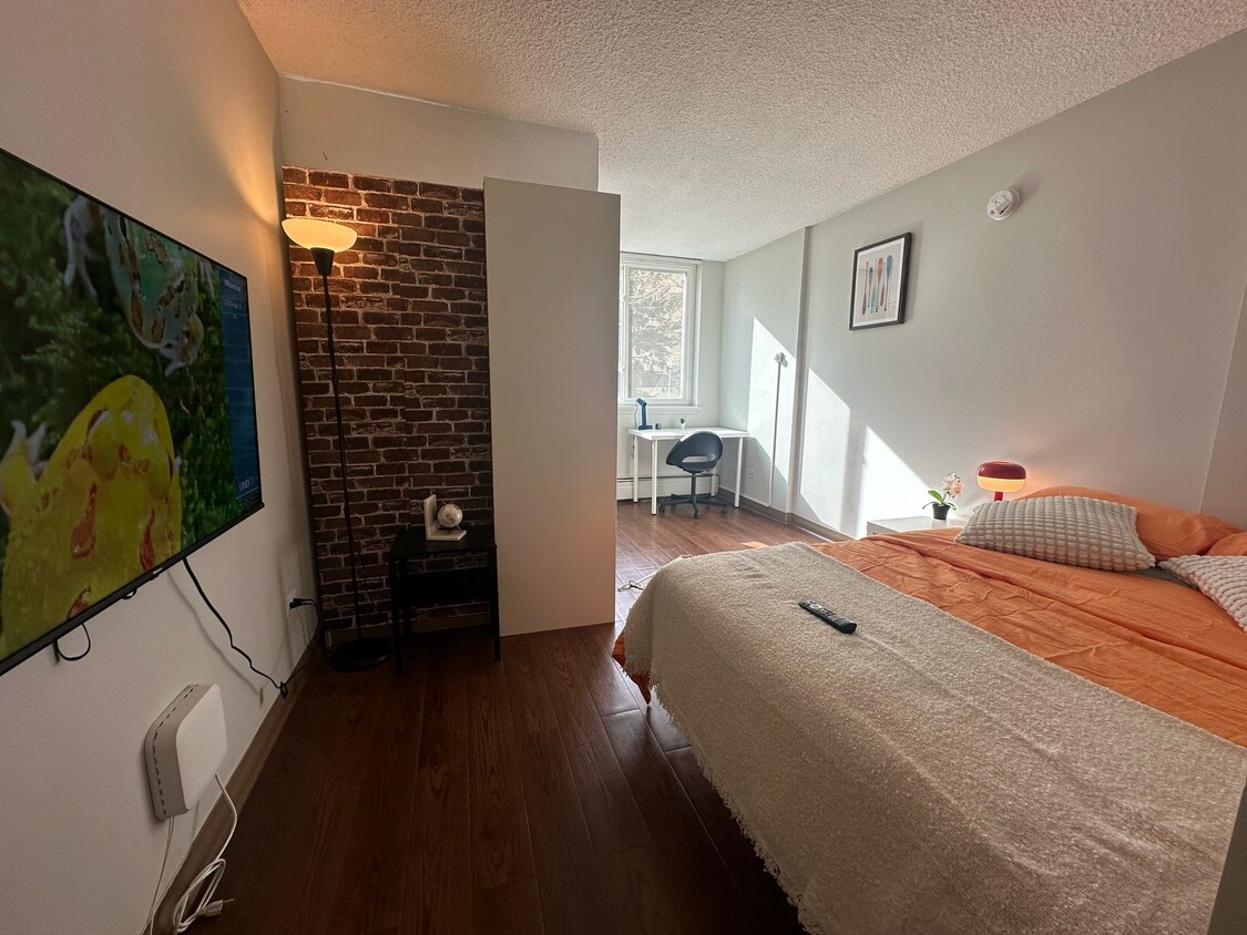 Photo principale - 342-315 15 Ave SW