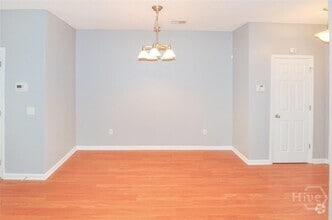 Building Photo - 1040 Canyon Oak Loop