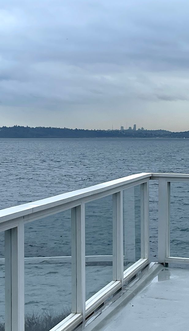 Foto del edificio - Stunning one bedroom cottage now available