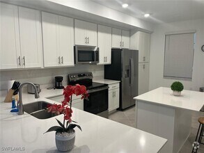 Building Photo - 18461 Copperhead Dr