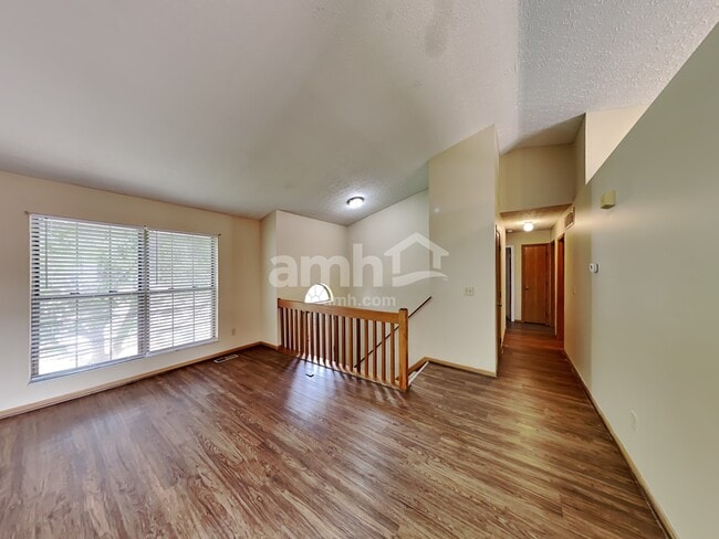 Foto del edificio - 4623 Windridge Ct