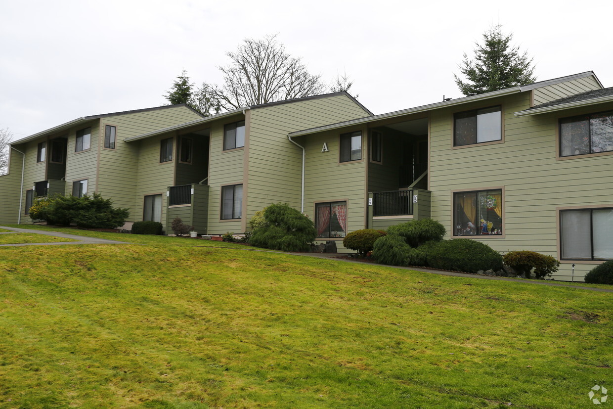 Foto del edificio - Tamarack Apartments