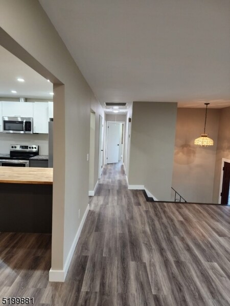Building Photo - 19 Juniper Terrace