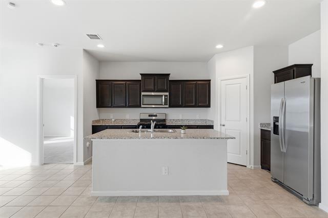 Foto del edificio - 3613 Ridgeway Ln