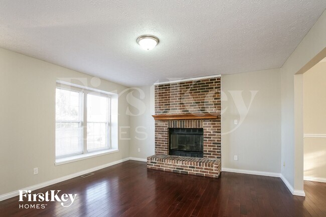 Foto del edificio - 511 Palmyra Dr