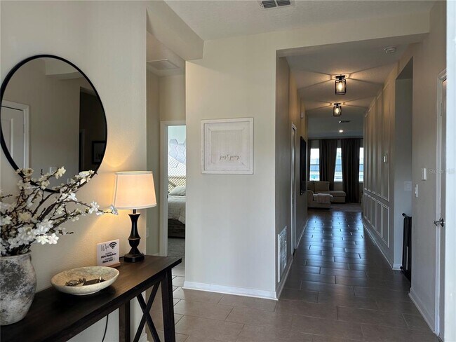 Building Photo - 751 Staffora St