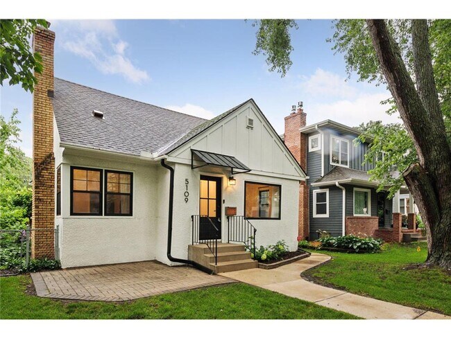 Foto del edificio - 5109 Abbott Ave S