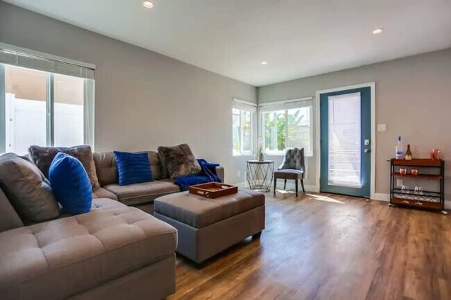 Foto del edificio - 812 Island Ct