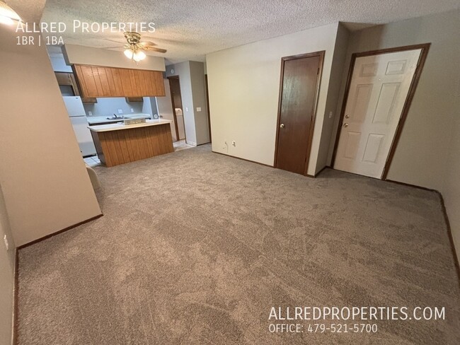 Building Photo - 1390 W Wedington Dr