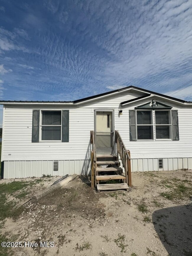 Building Photo - 2108 Catherine Lake Rd