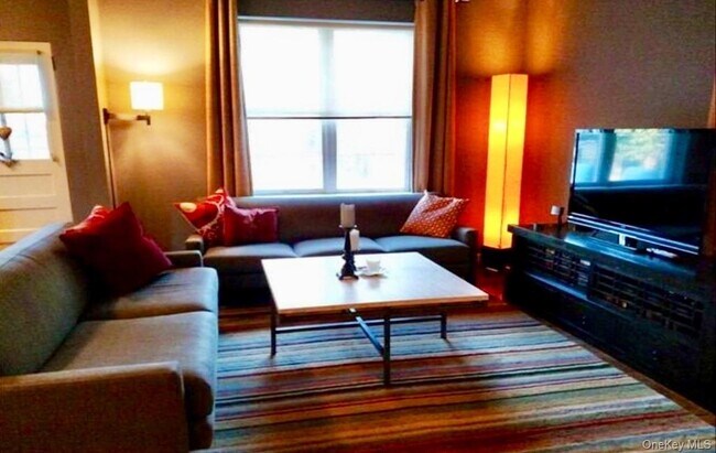 Foto del edificio - 462 W Chester St