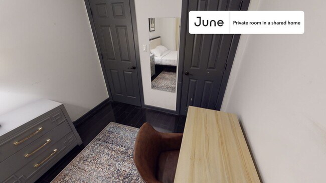 Foto del edificio - Room in Shared 3 bed/1 bath home